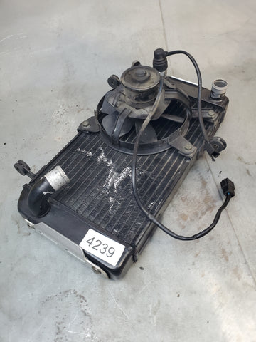 radiator 1g sv650 N model 99-02