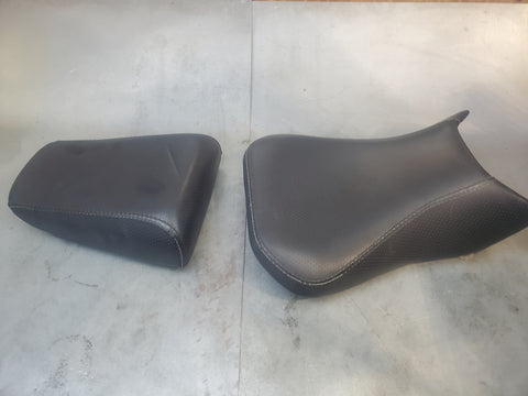 rewrapped rider and passenger seats  good condition 2003 ONLY sv650/sv1000S