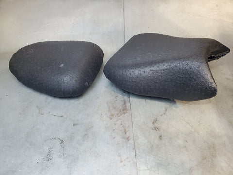 rider and passenger seat with ostrich cover 1g sv650 99-02